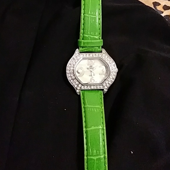 Watch - Picture 2 of 2